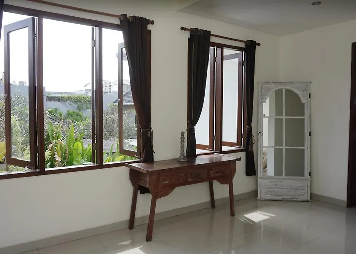 3-bedroom With Pool 别墅 坎古